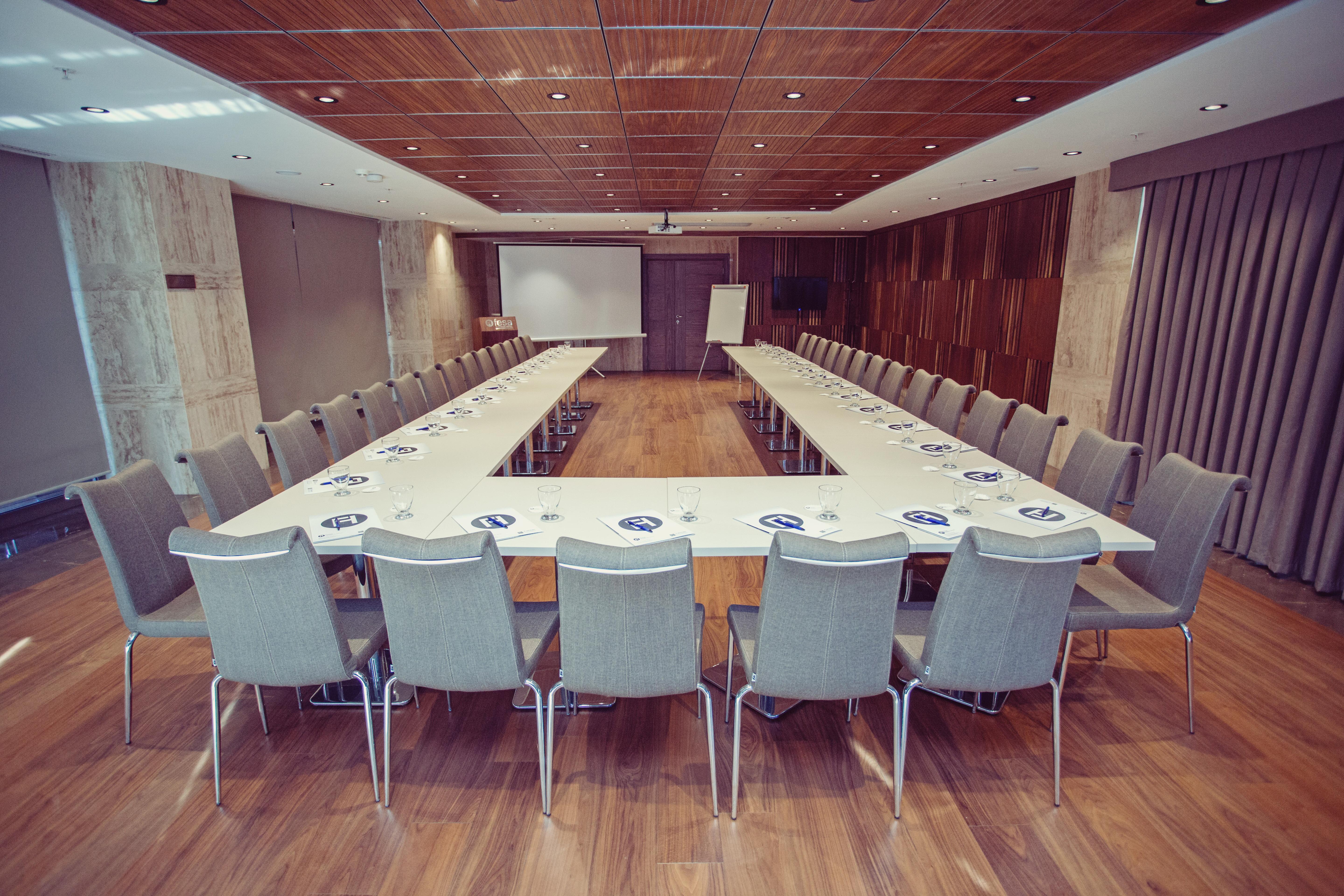 Fesa Business Hotel 게브제 외부 사진