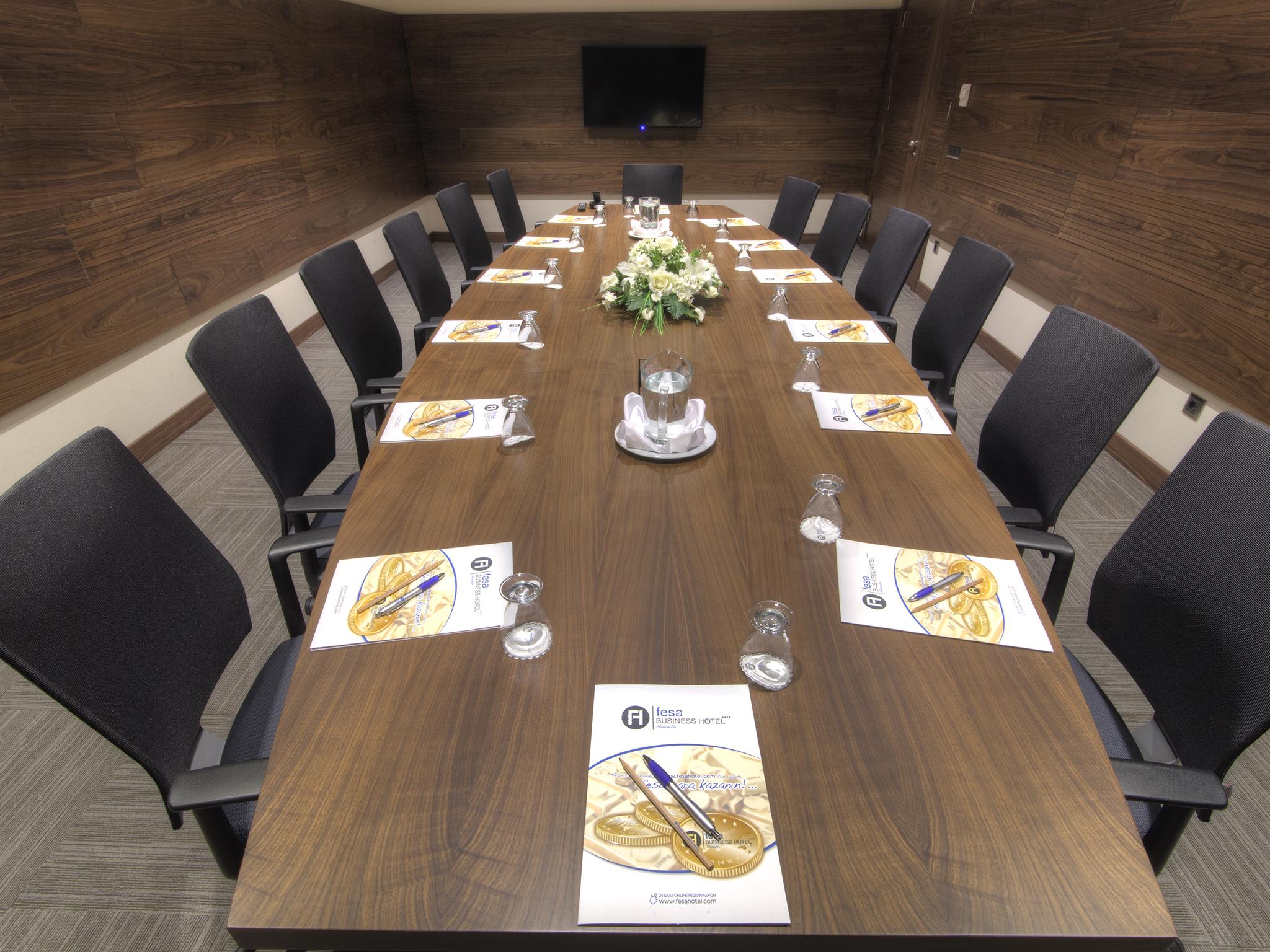 Fesa Business Hotel 게브제 외부 사진