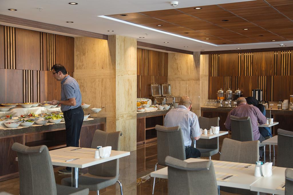 Fesa Business Hotel 게브제 외부 사진