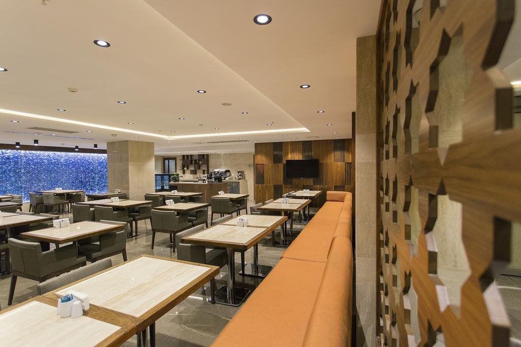 Fesa Business Hotel 게브제 외부 사진