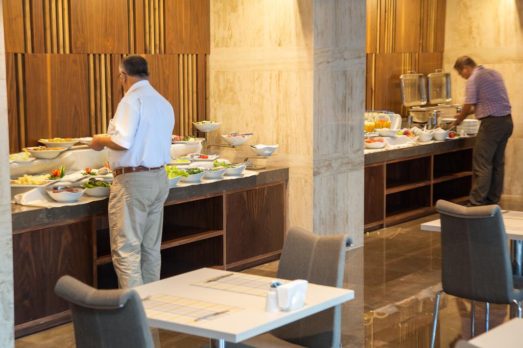 Fesa Business Hotel 게브제 외부 사진