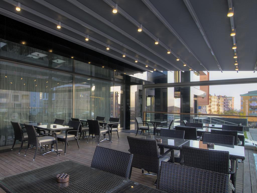 Fesa Business Hotel 게브제 외부 사진