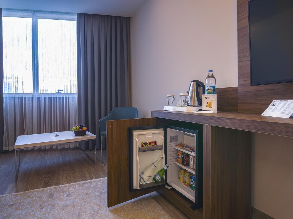 Fesa Business Hotel 게브제 외부 사진